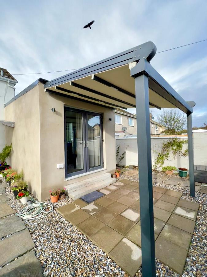 Newly Renovated 1 Bedroom Flat With Garden Pergola Ennis Exterior foto